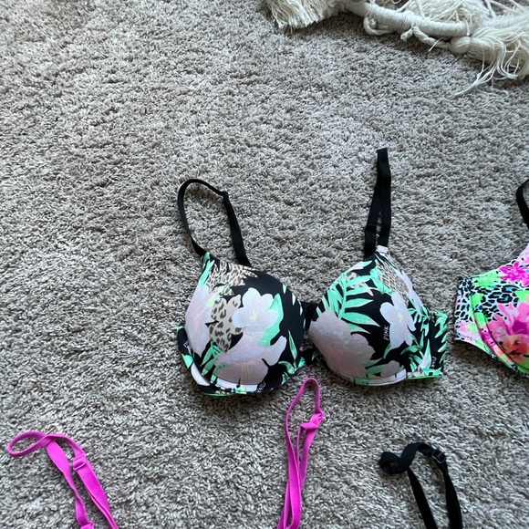Victoria’s Secret Pink Push Up Bra Bundle Size 34B - Picture 2 of 6